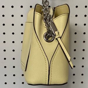 Calvin Klein Yellow Crossbody Women's Bag |  Dimension : L9"×H6"×W3"